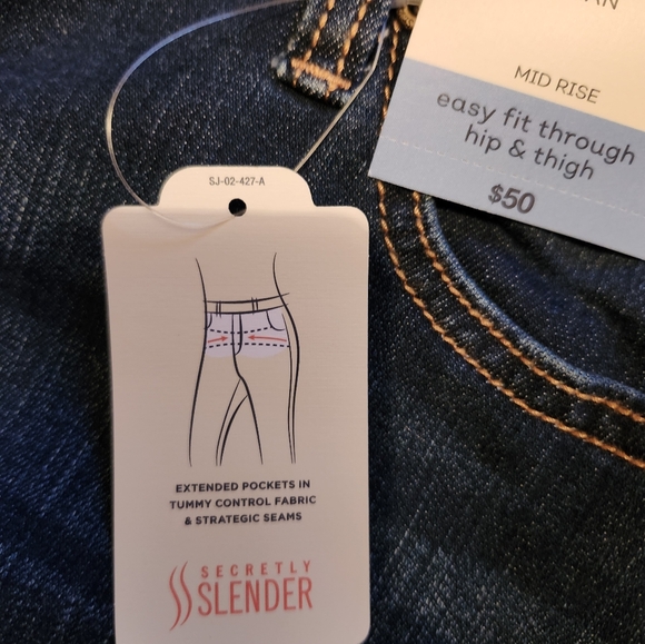 NWT womens jeans . Straight cut. size 22W - Picture 4 of 7